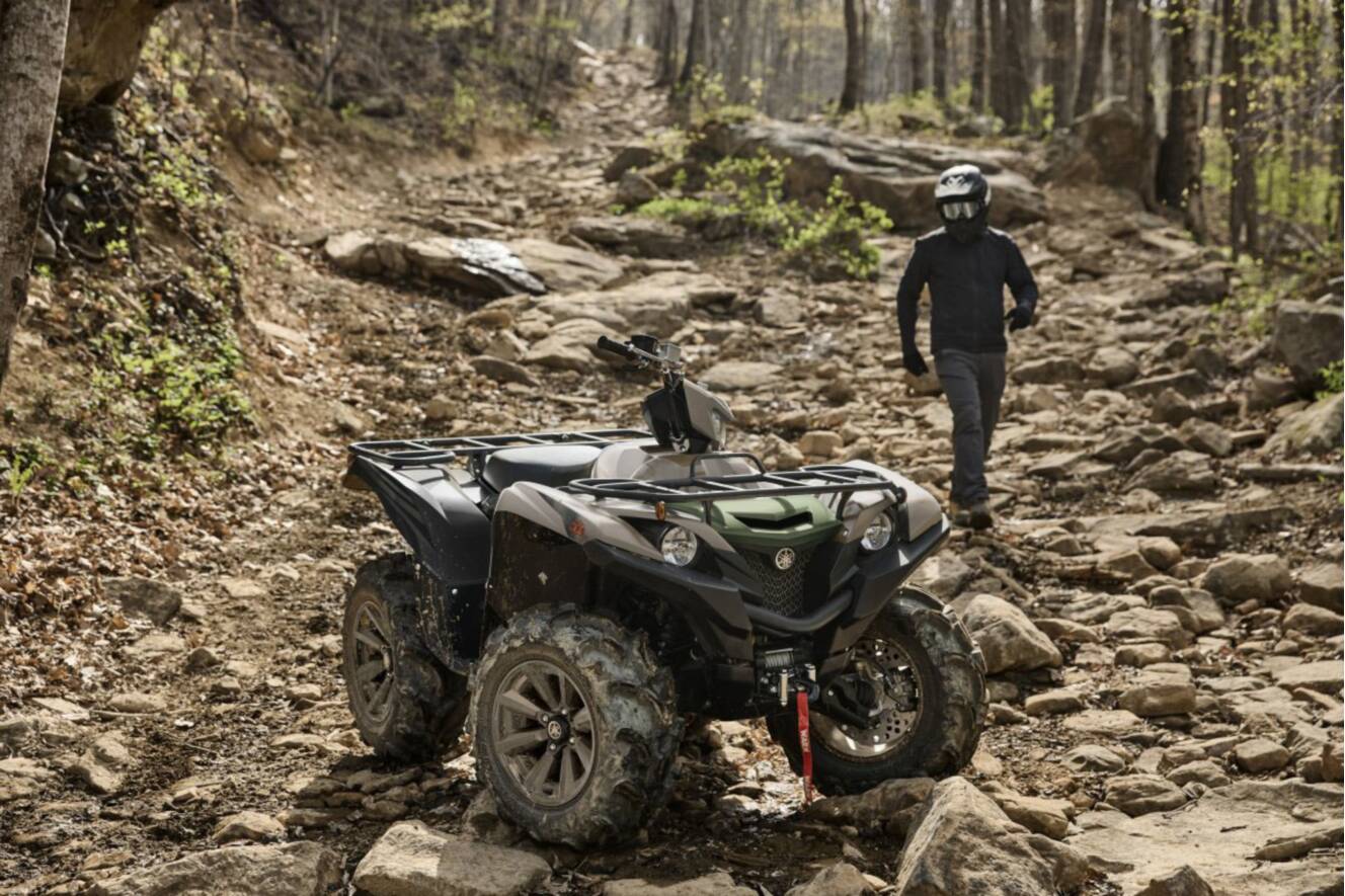 A photo of this 2027 Yamaha Grizzly EPS XT-R