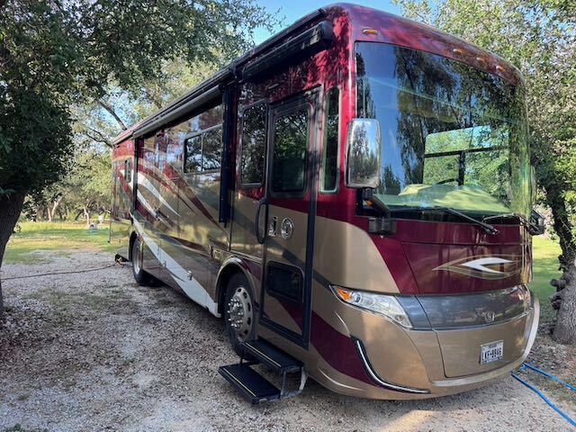 2018 Tiffin Motorhomes ALLEGRO RED 33 AA in spring branch TX