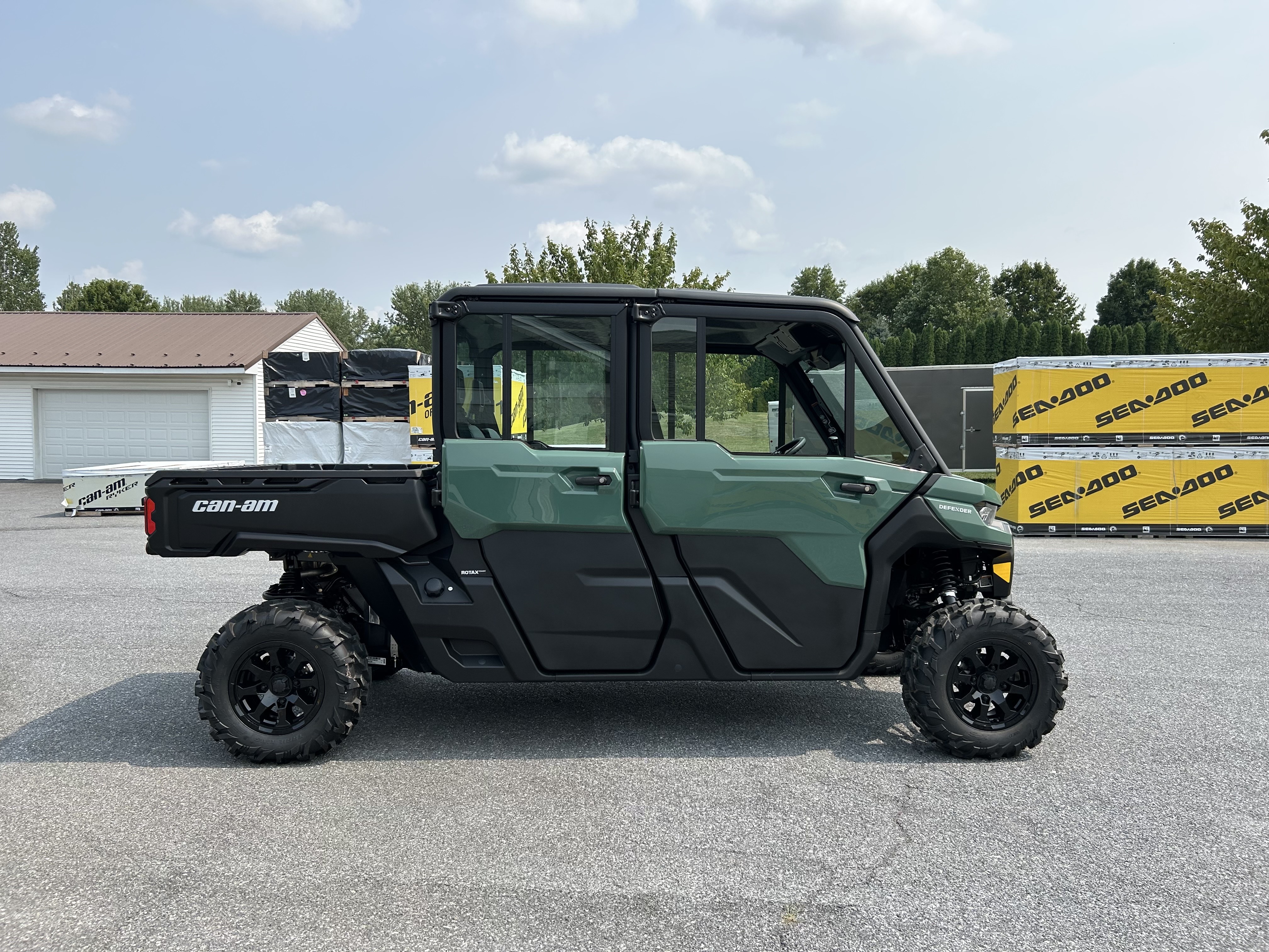 2026 Can-Am Defender MAX DPS CAB HD10 DPS HD10 in grantville PA
