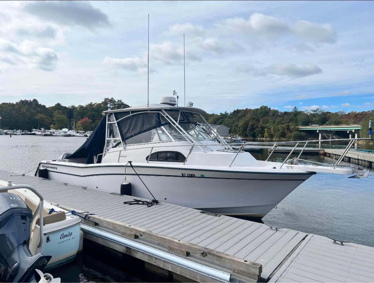 2002 Grady-White Marlin 300 in falmouth MA