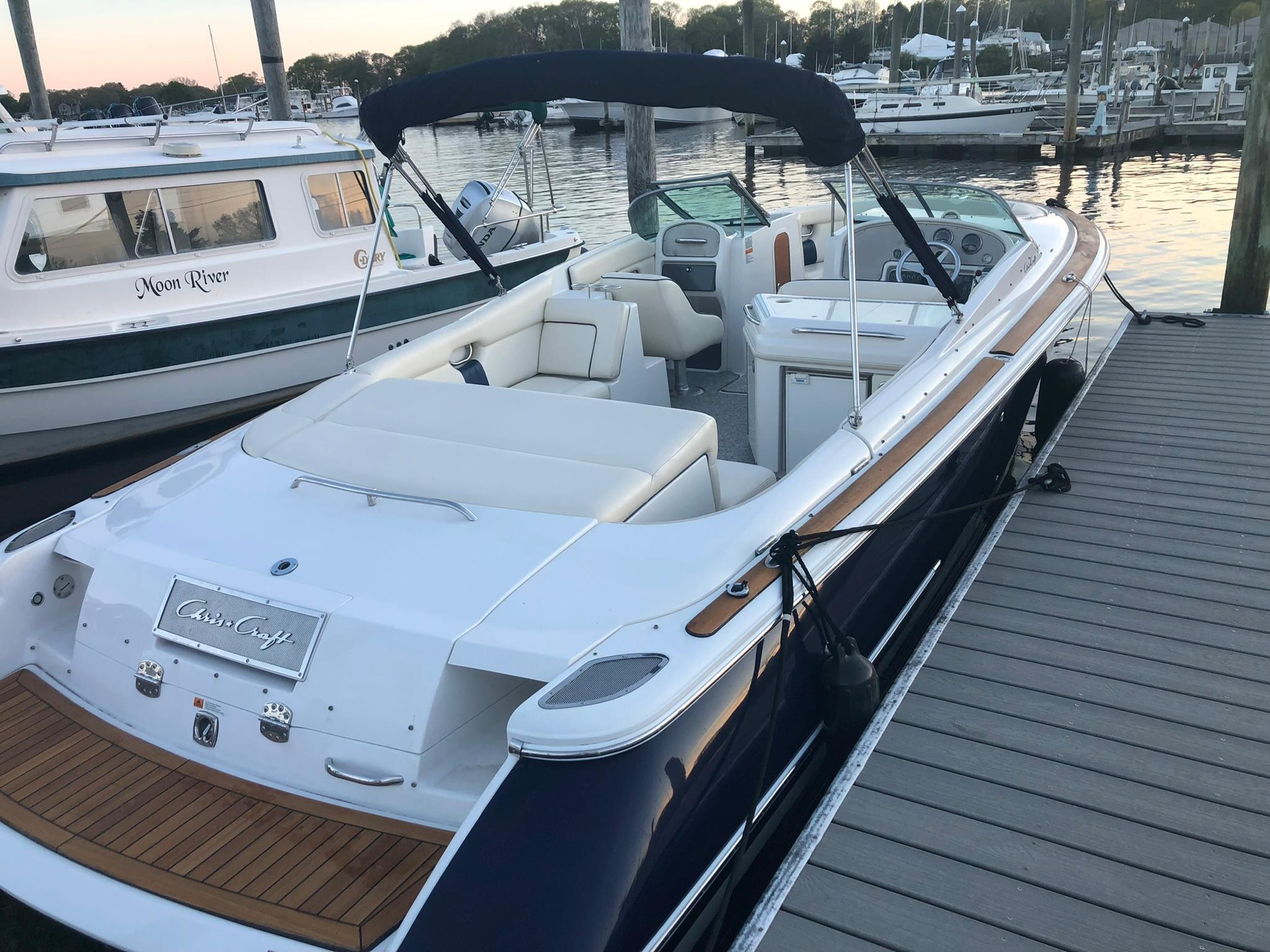 2003 Chris-Craft Launch 28 in falmouth MA