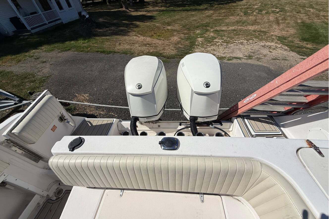 A photo of this 1996 Grady-White Marlin 300