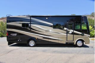 2012 TIFFIN MOTORHOMES ALLEGRO 30 GA
