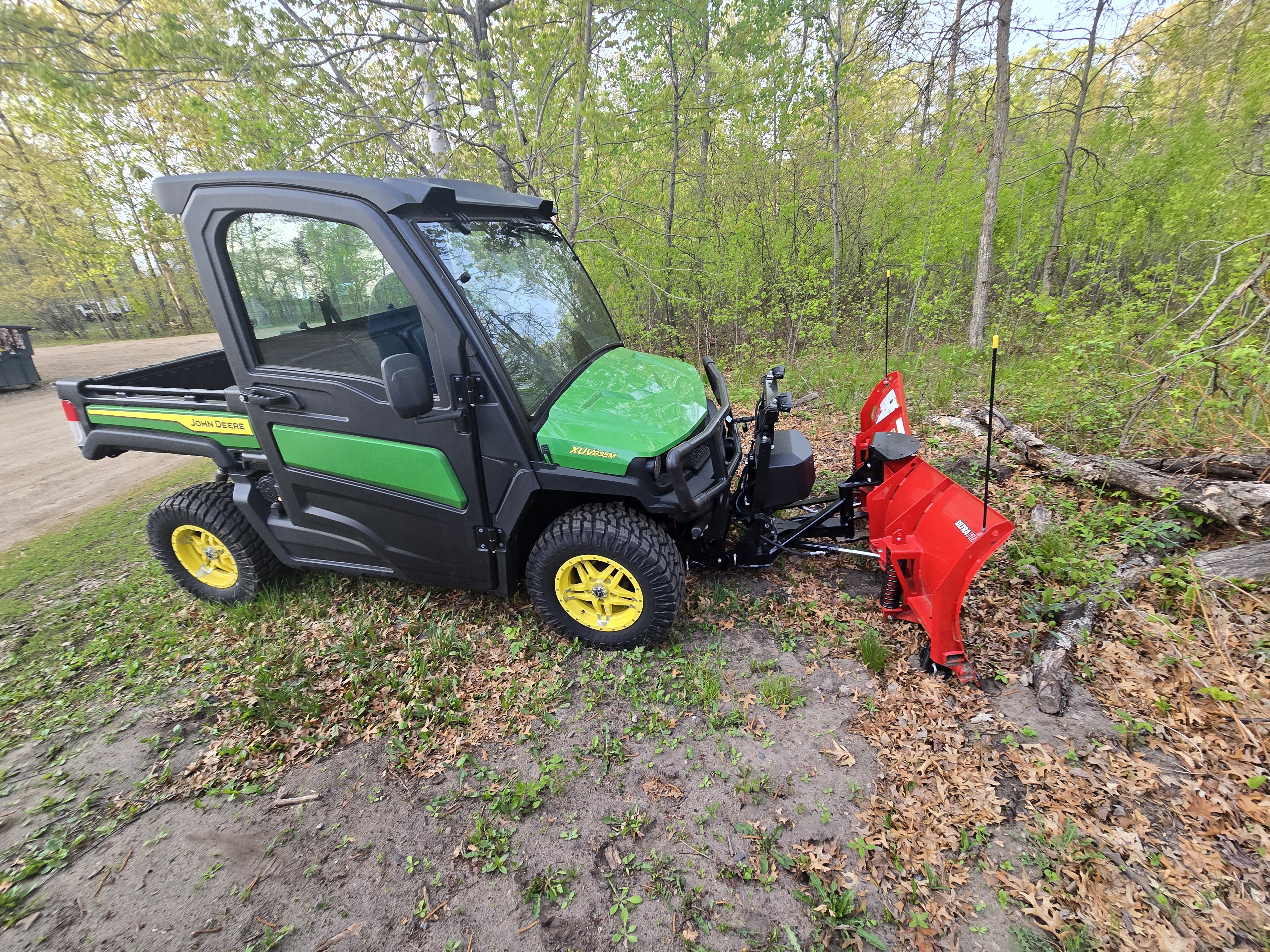2024 John Deere GATOR XUV835M HVAC CAB in baxter MN
