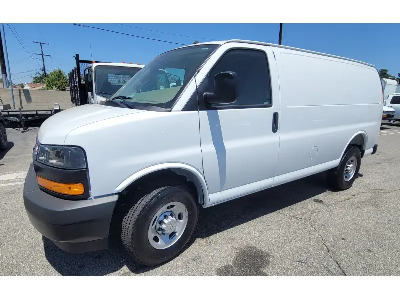 2026 CHEVROLET EXPRESS G2500