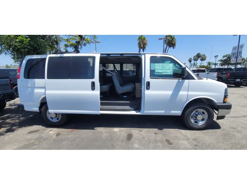 2026 CHEVROLET EXPRESS G3500