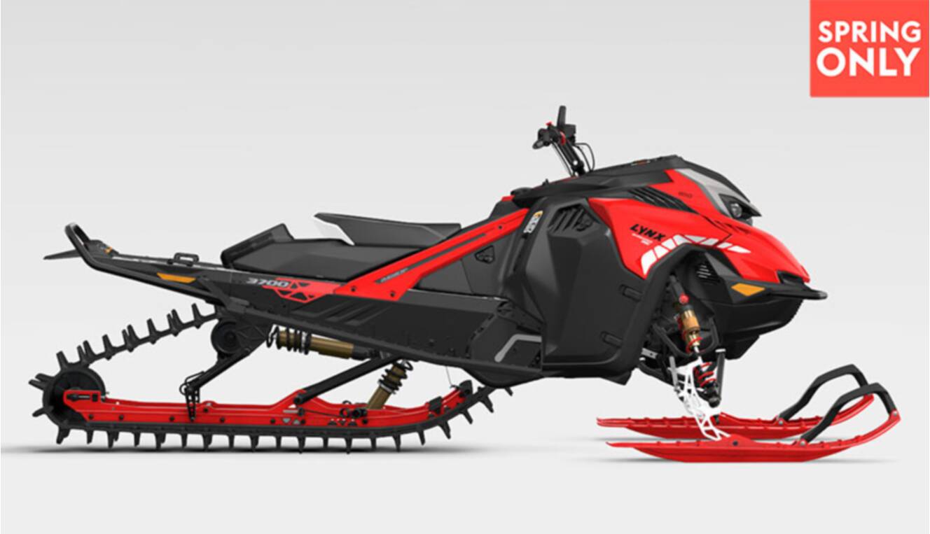 A photo of this 2026 Lynx Shredder RE 3700 850 E-TEC PowderMax SHOT