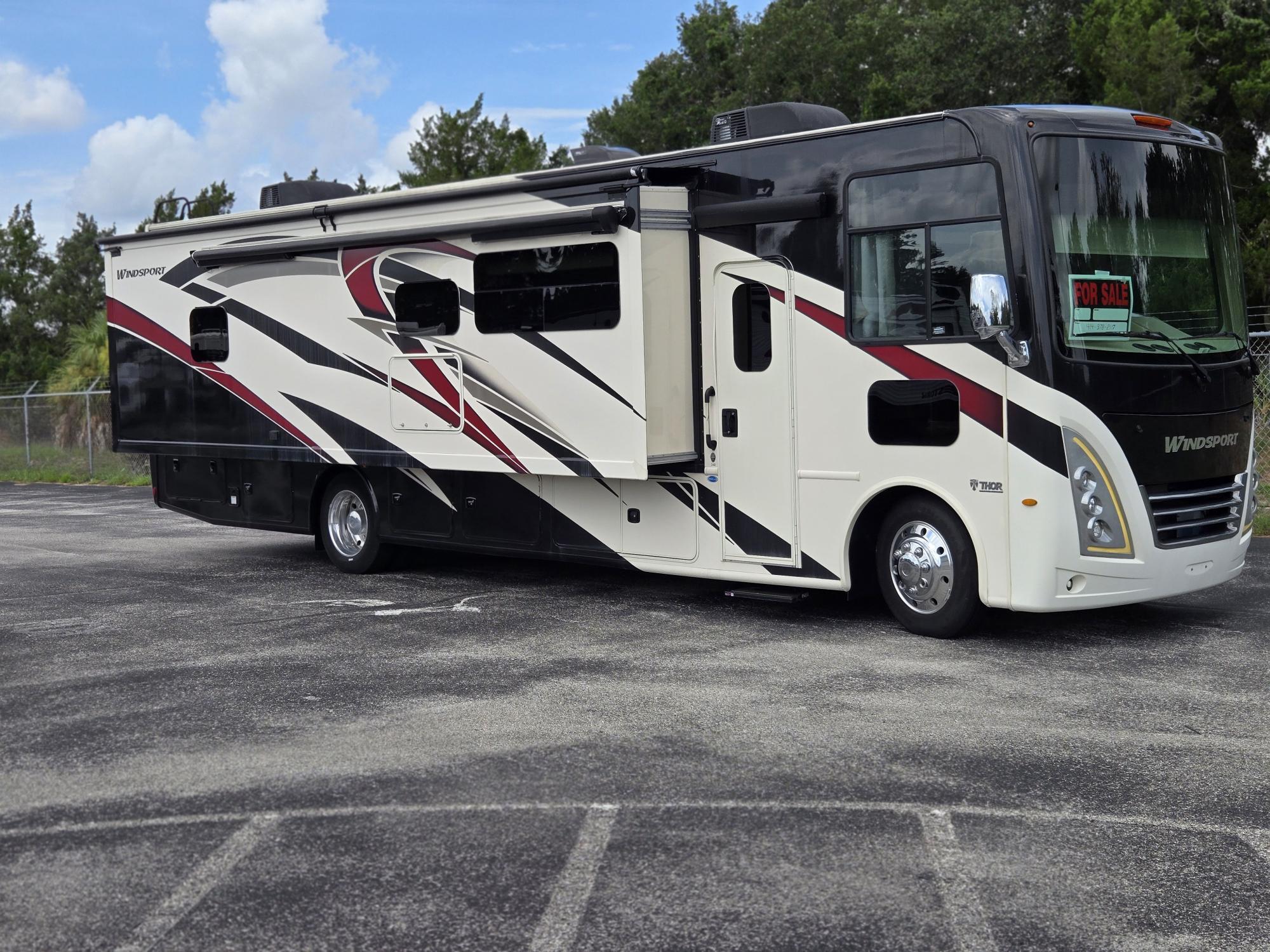 2022 Thor Motor Coach WINDSPORT 34R in the villages FL