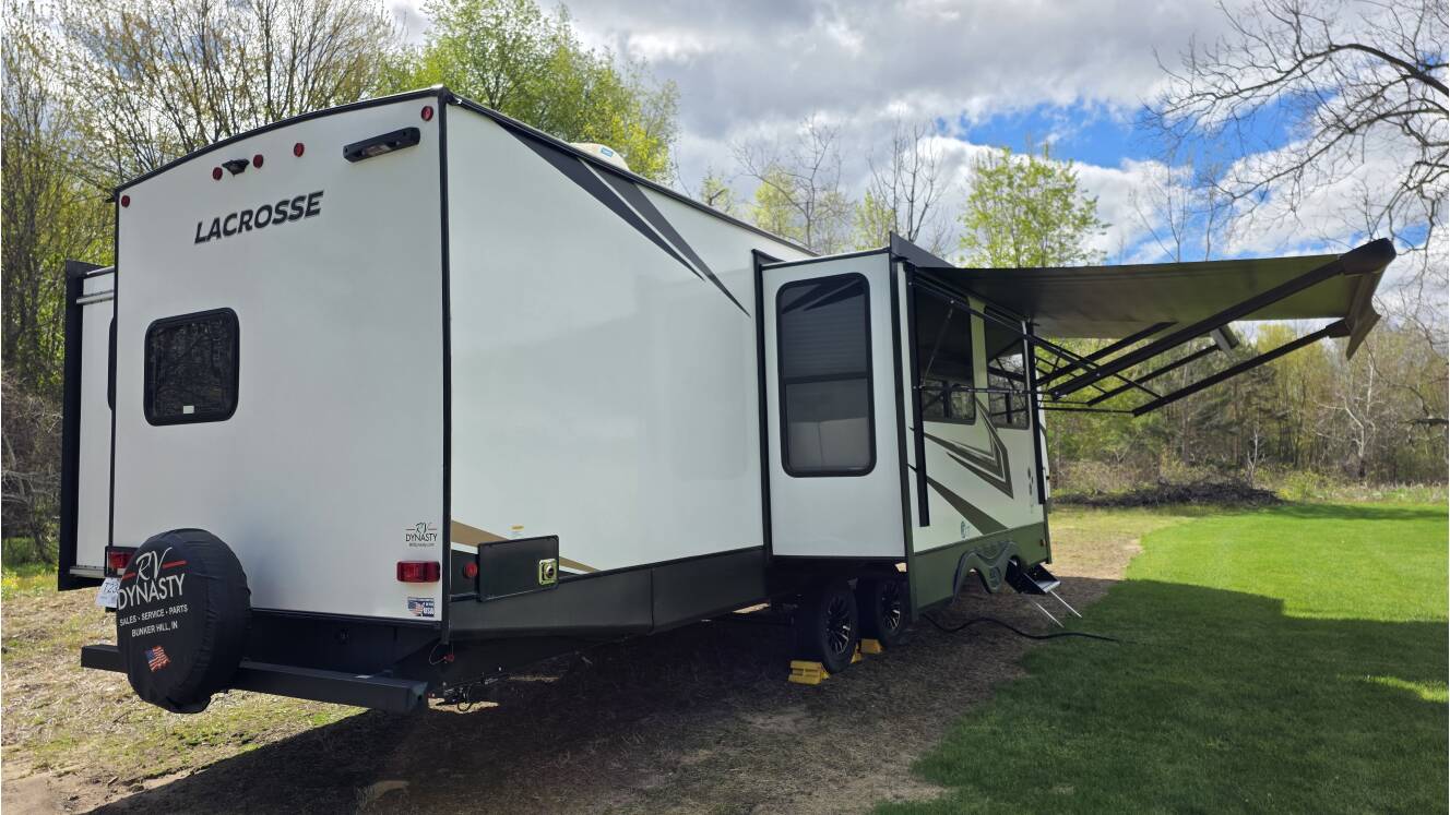 A photo of this 2025 Prime Time LACROSSE 3510DB