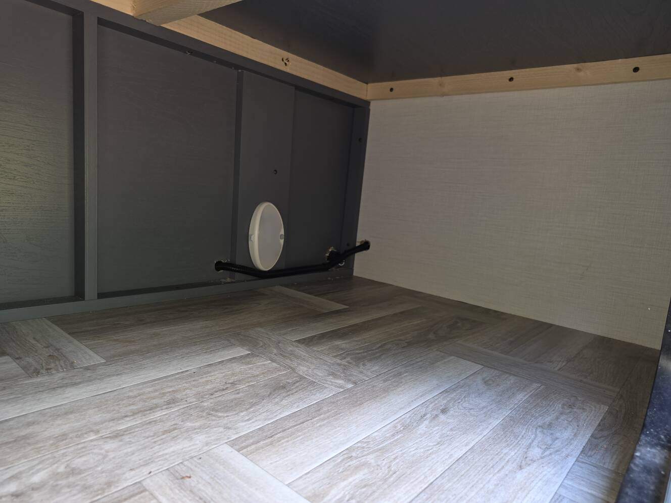 A photo of this 2025 Prime Time LACROSSE 3510DB