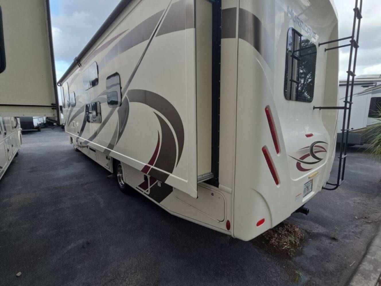A photo of this 2019 Thor Motor Coach Hurricane 34J