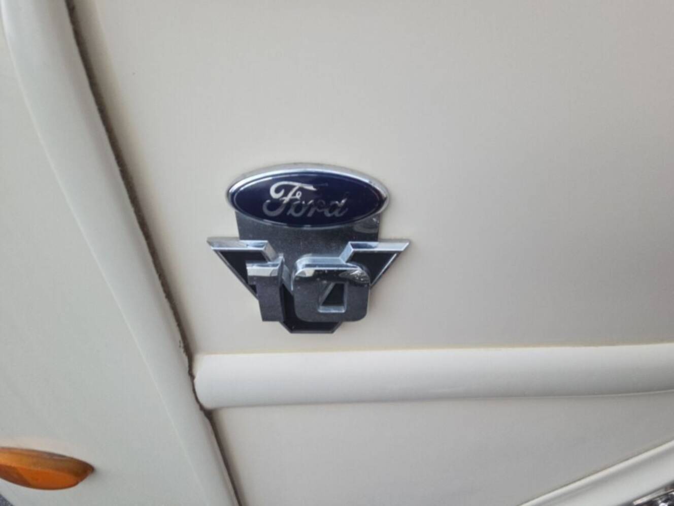 A photo of this 2019 Thor Motor Coach Hurricane 34J