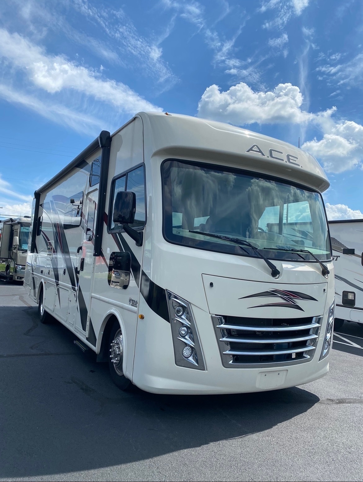 2022 Thor Motor Coach A.C.E. 30 1 RV
