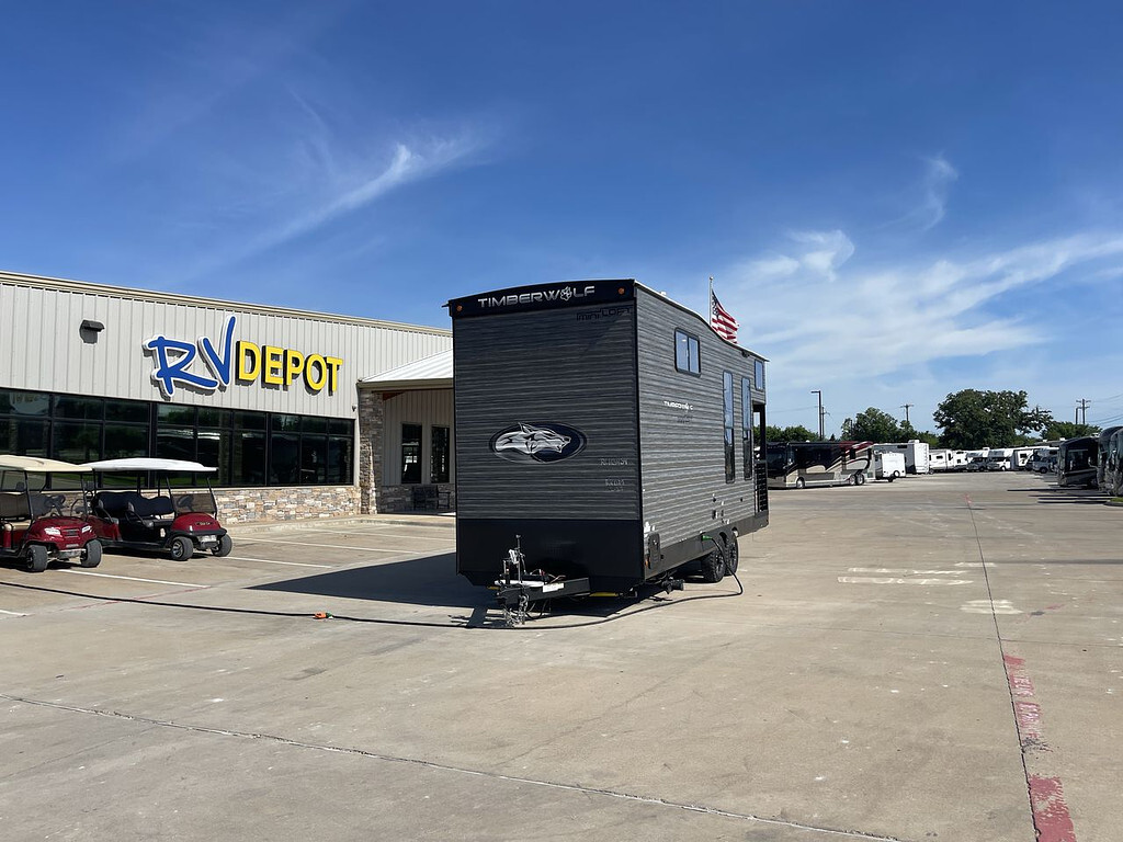 2024 Forest River CHEROKEE TIMBERWOLF 16ML in cleburne TX