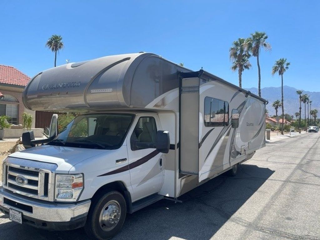 2017 Thor Motor Coach Quantum 31WS WS31 in cathedral city CA