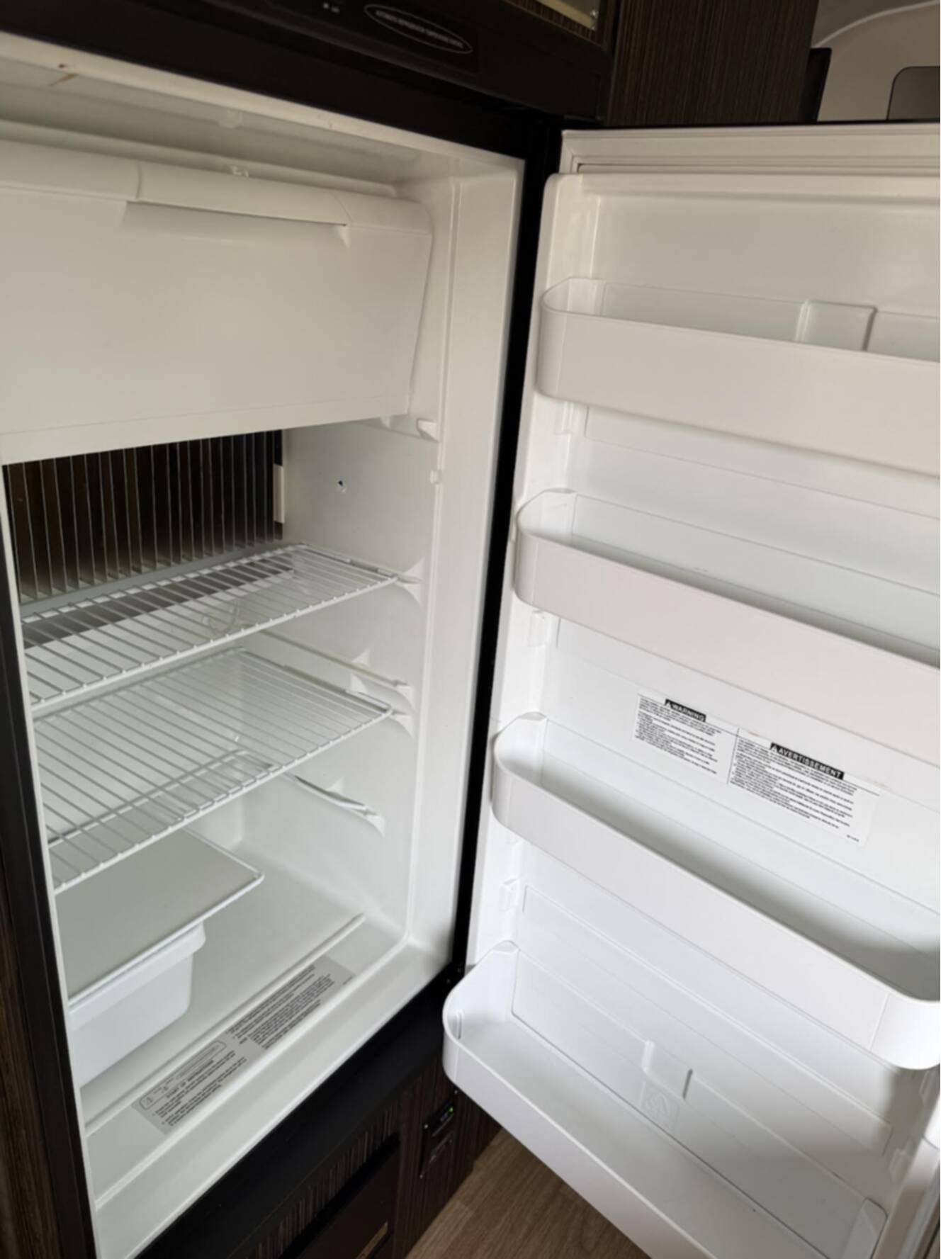 A photo of this 2016 Airstream International Signature 23FB