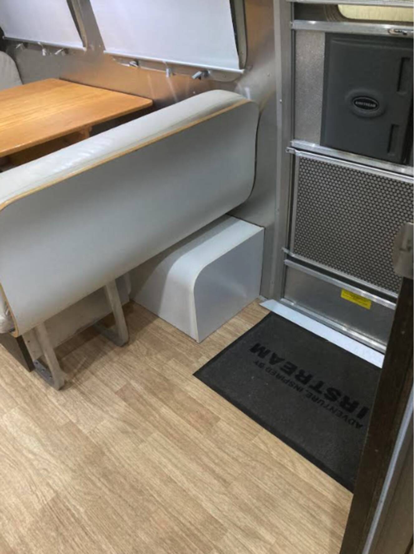 A photo of this 2016 Airstream International Signature 23FB