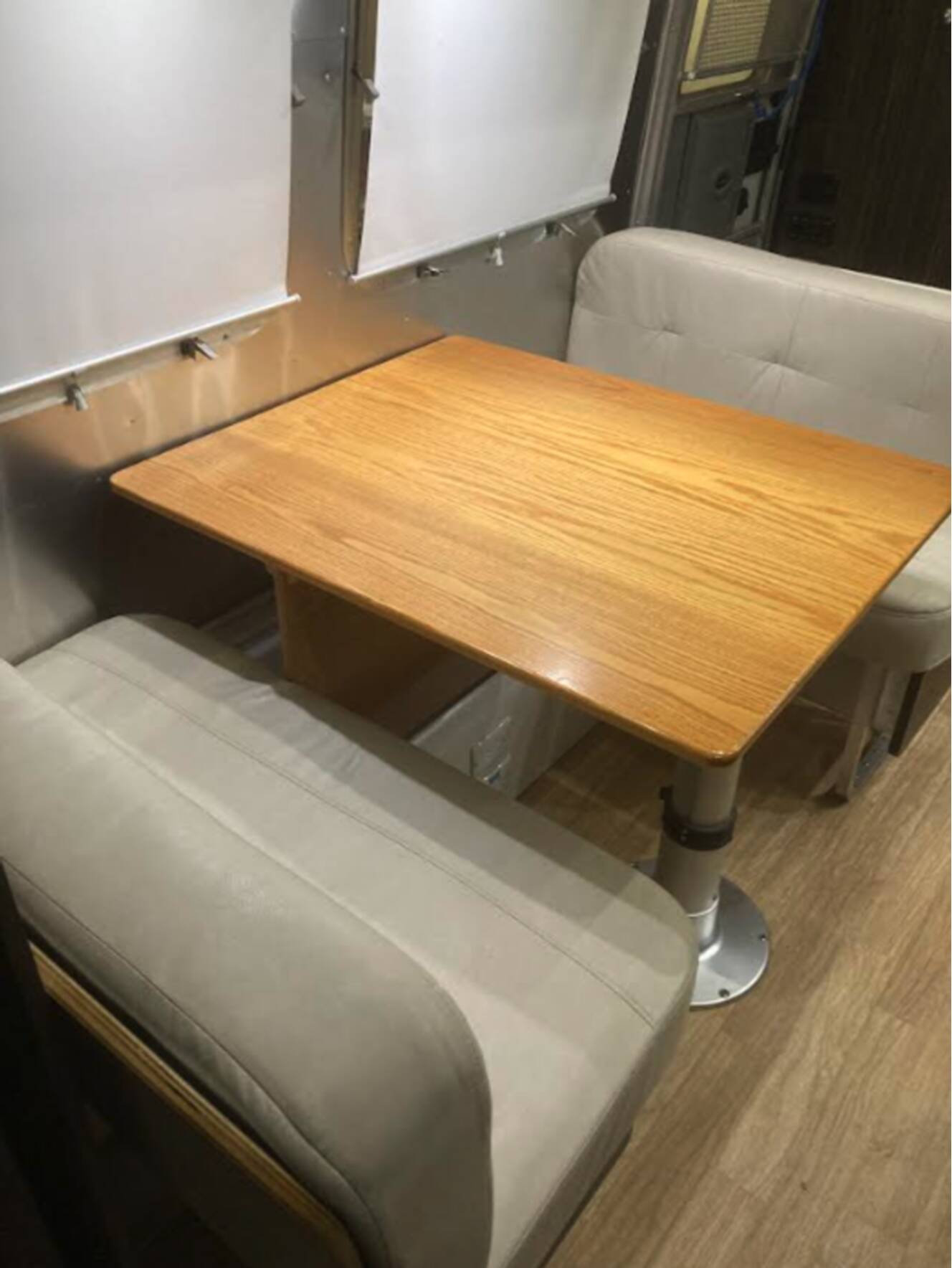 A photo of this 2016 Airstream International Signature 23FB