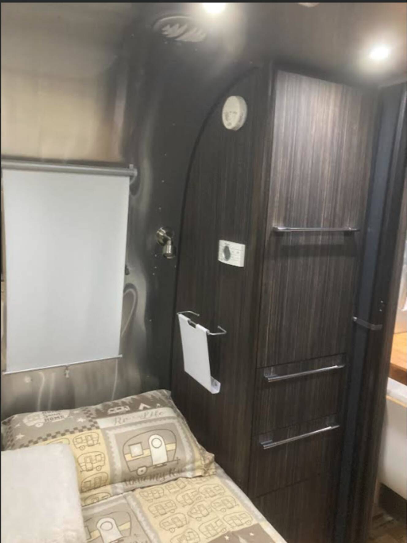 A photo of this 2016 Airstream International Signature 23FB