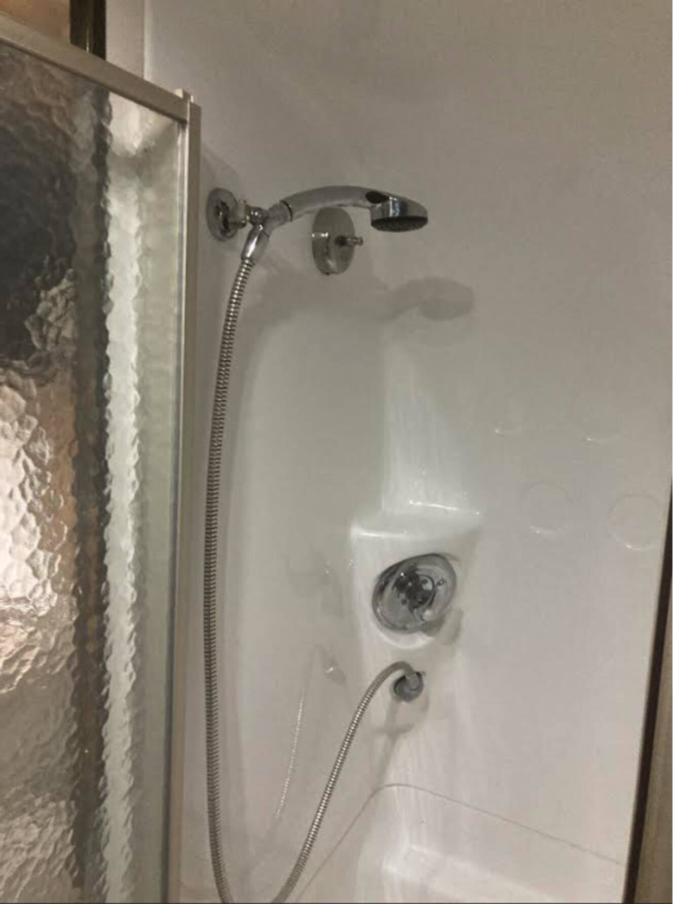 A photo of this 2016 Airstream International Signature 23FB