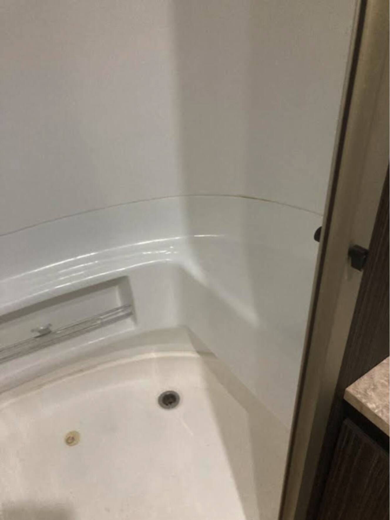 A photo of this 2016 Airstream International Signature 23FB