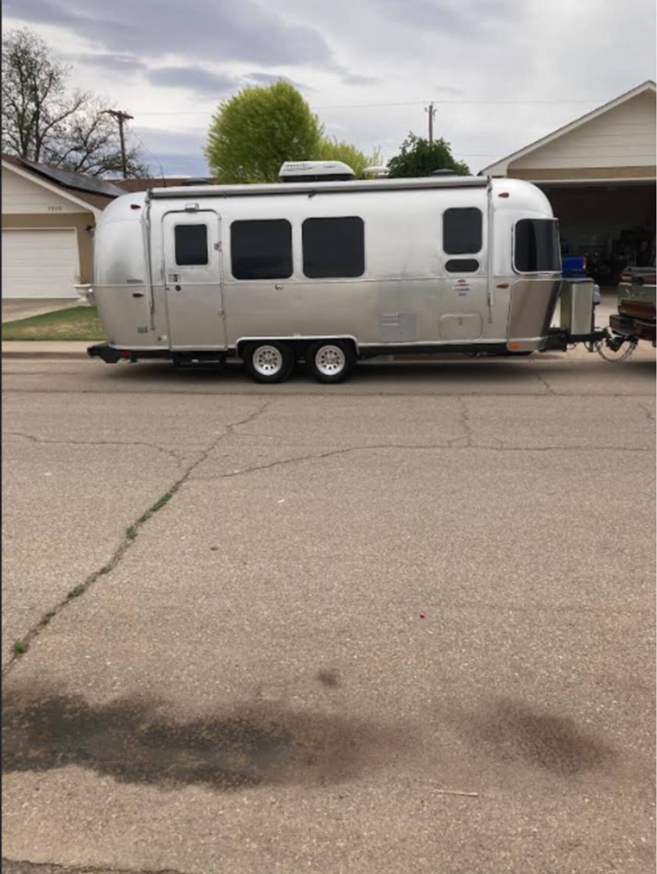 A photo of this 2016 Airstream International Signature 23FB
