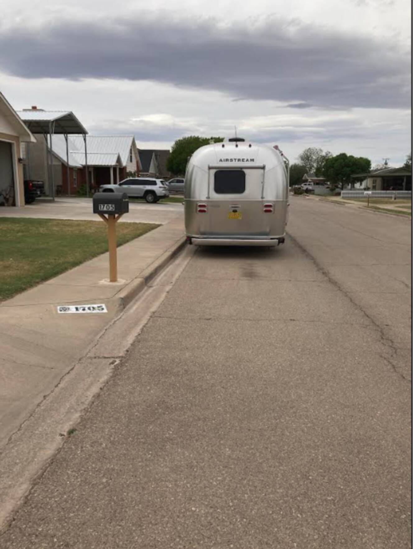 A photo of this 2016 Airstream International Signature 23FB