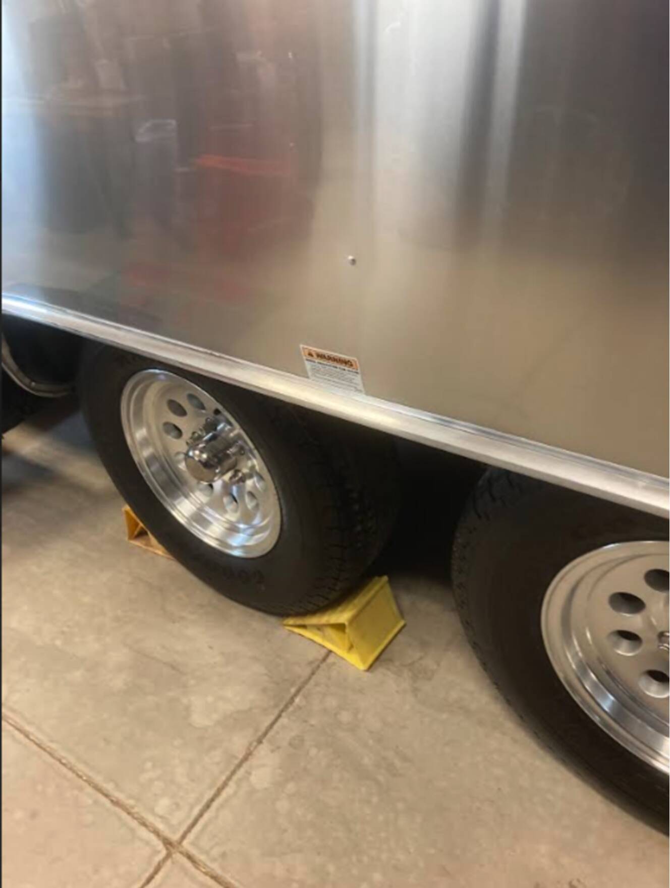 A photo of this 2016 Airstream International Signature 23FB
