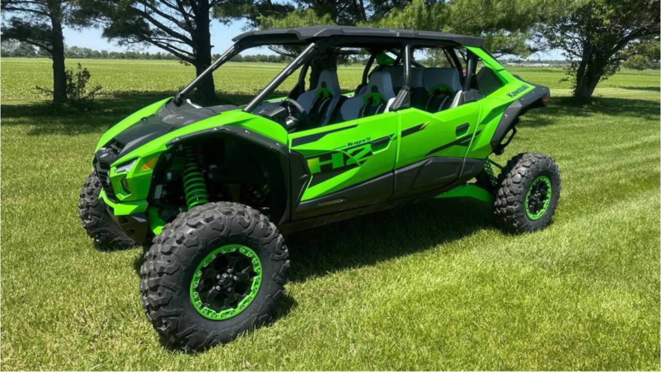 A photo of this 2026 Kawasaki Teryx5 H2 Deluxe eS