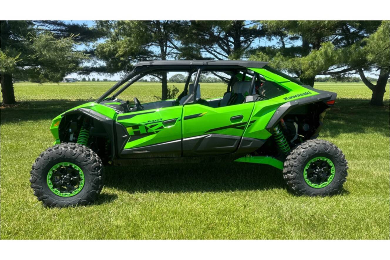 A photo of this 2026 Kawasaki Teryx5 H2 Deluxe eS