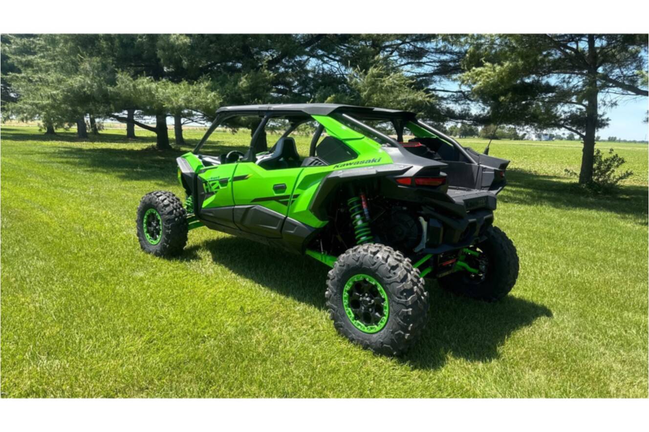 A photo of this 2026 Kawasaki Teryx5 H2 Deluxe eS