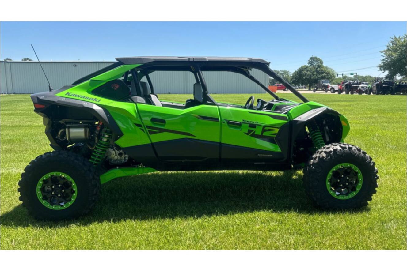 A photo of this 2026 Kawasaki Teryx5 H2 Deluxe eS