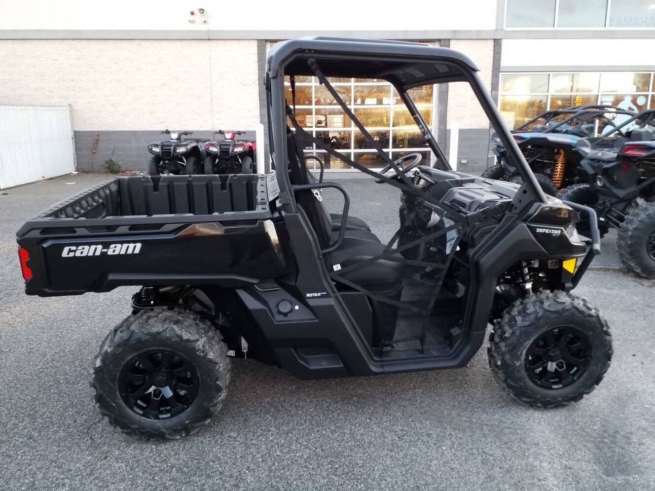 A photo of this 2026 Can-Am Defender XT HD9