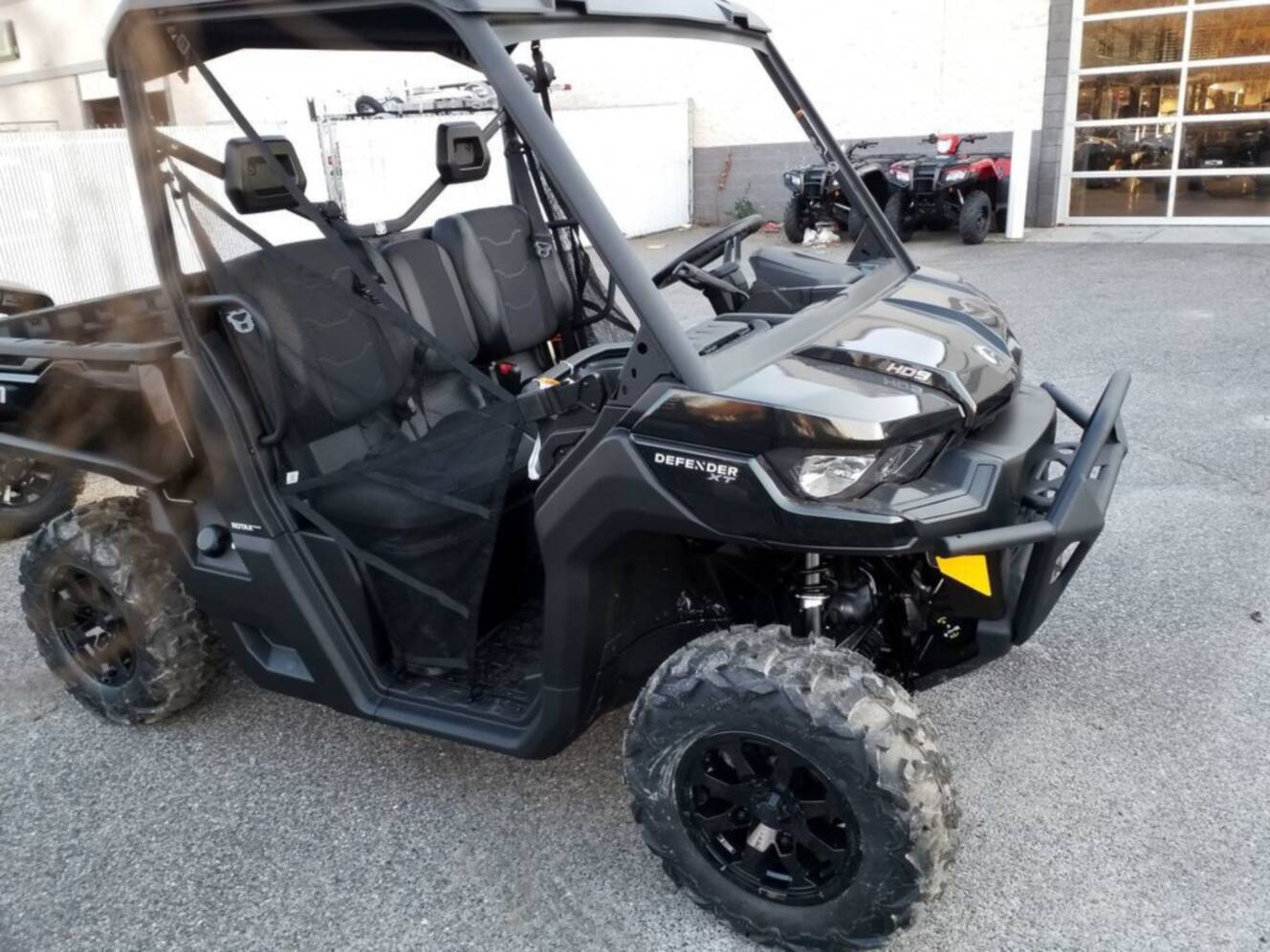 A photo of this 2026 Can-Am Defender XT HD9