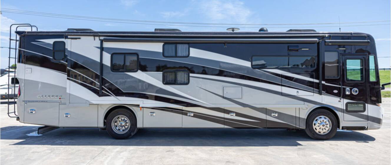 A photo of this 2020 Tiffin Motorhomes Allegro Red 38KA