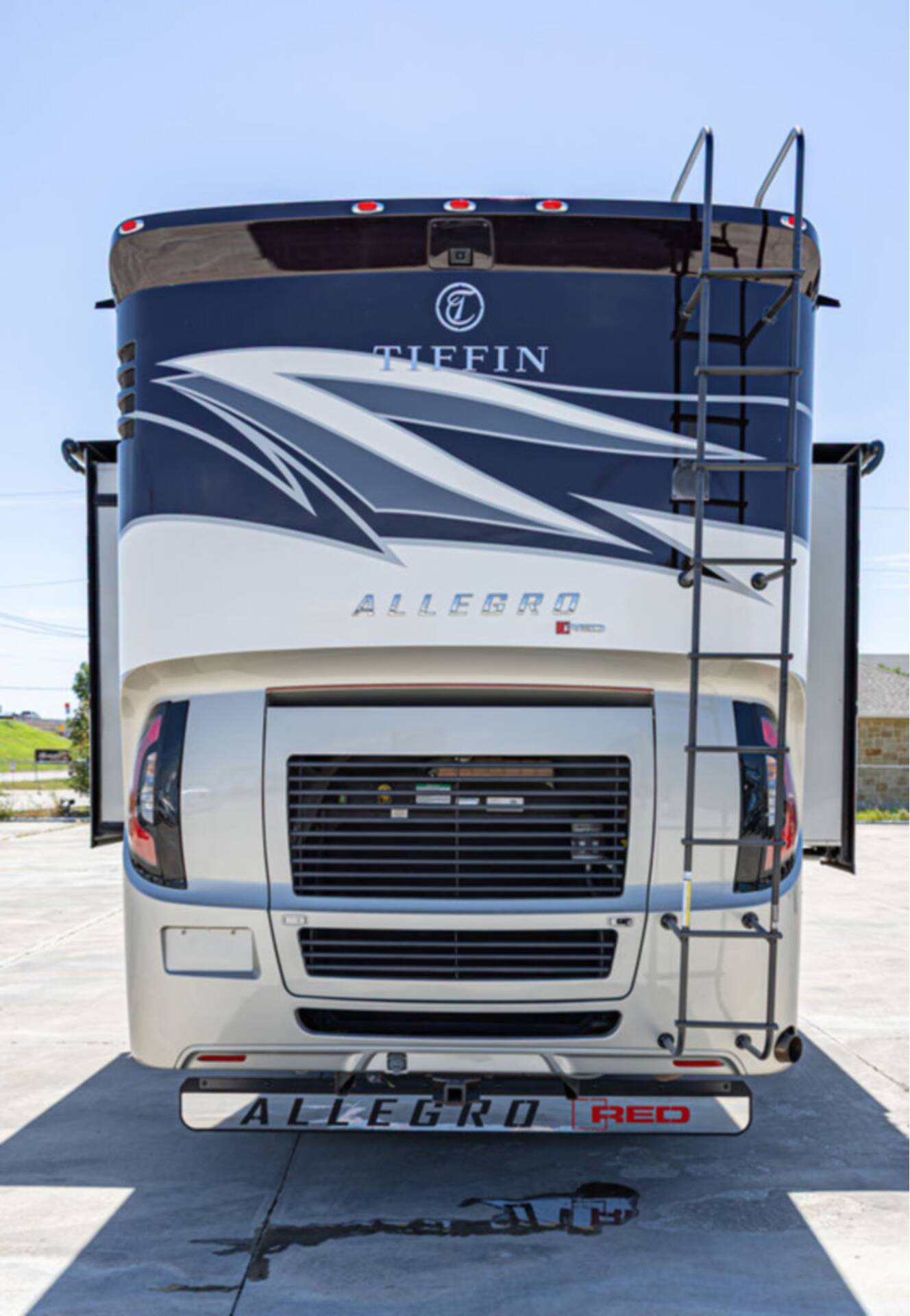 A photo of this 2020 Tiffin Motorhomes Allegro Red 38KA