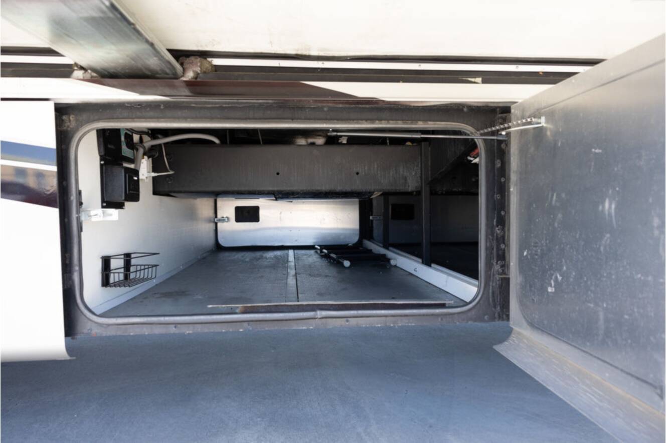 A photo of this 2020 Tiffin Motorhomes Allegro Red 38KA