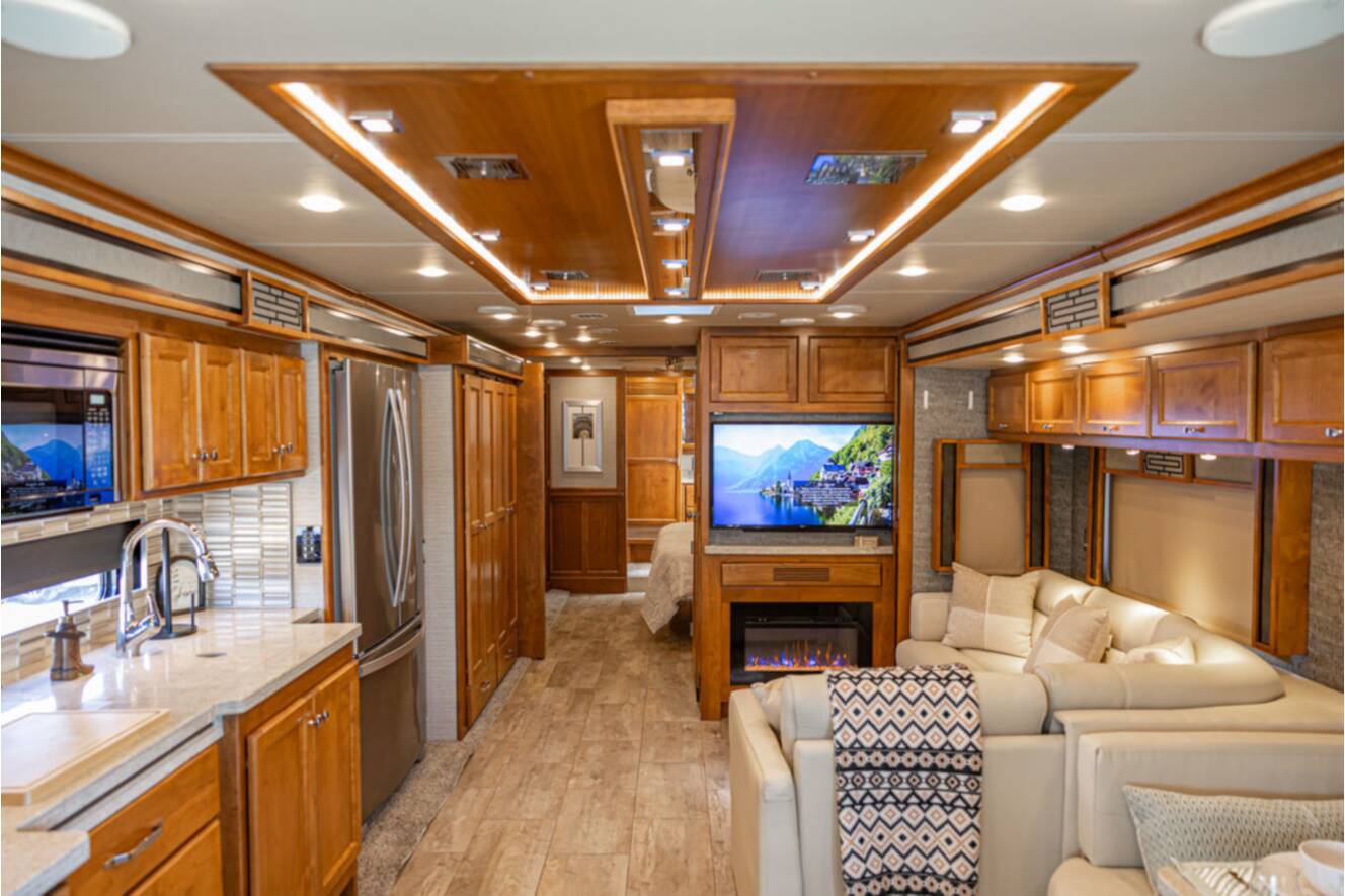 A photo of this 2020 Tiffin Motorhomes Allegro Red 38KA