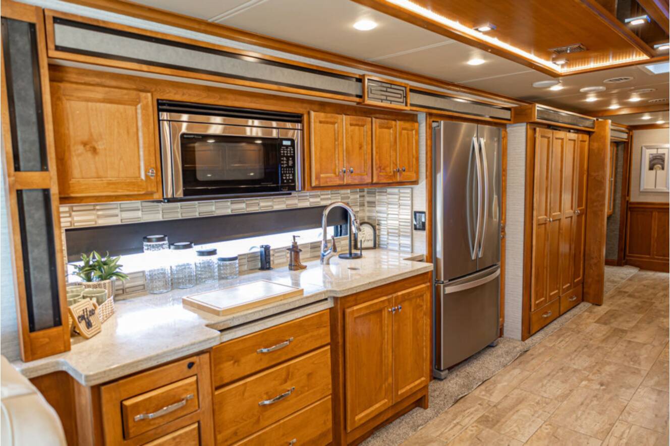A photo of this 2020 Tiffin Motorhomes Allegro Red 38KA