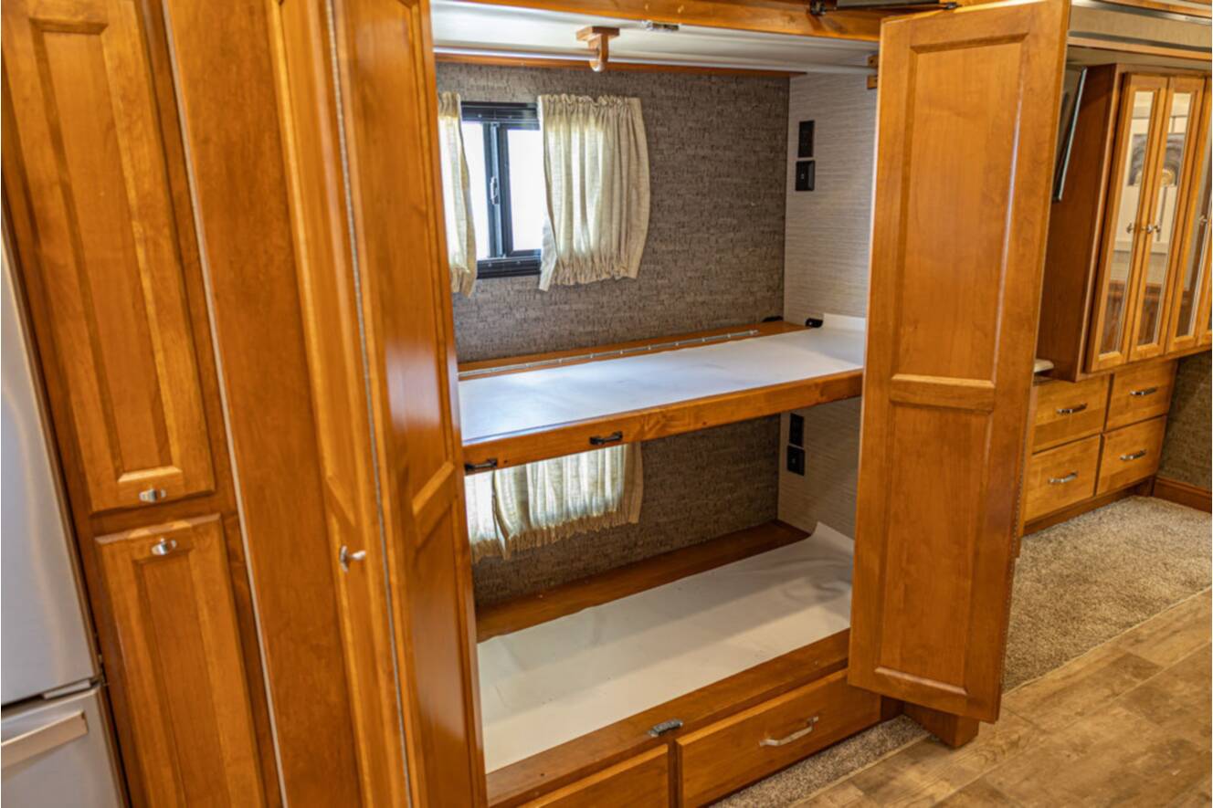 A photo of this 2020 Tiffin Motorhomes Allegro Red 38KA