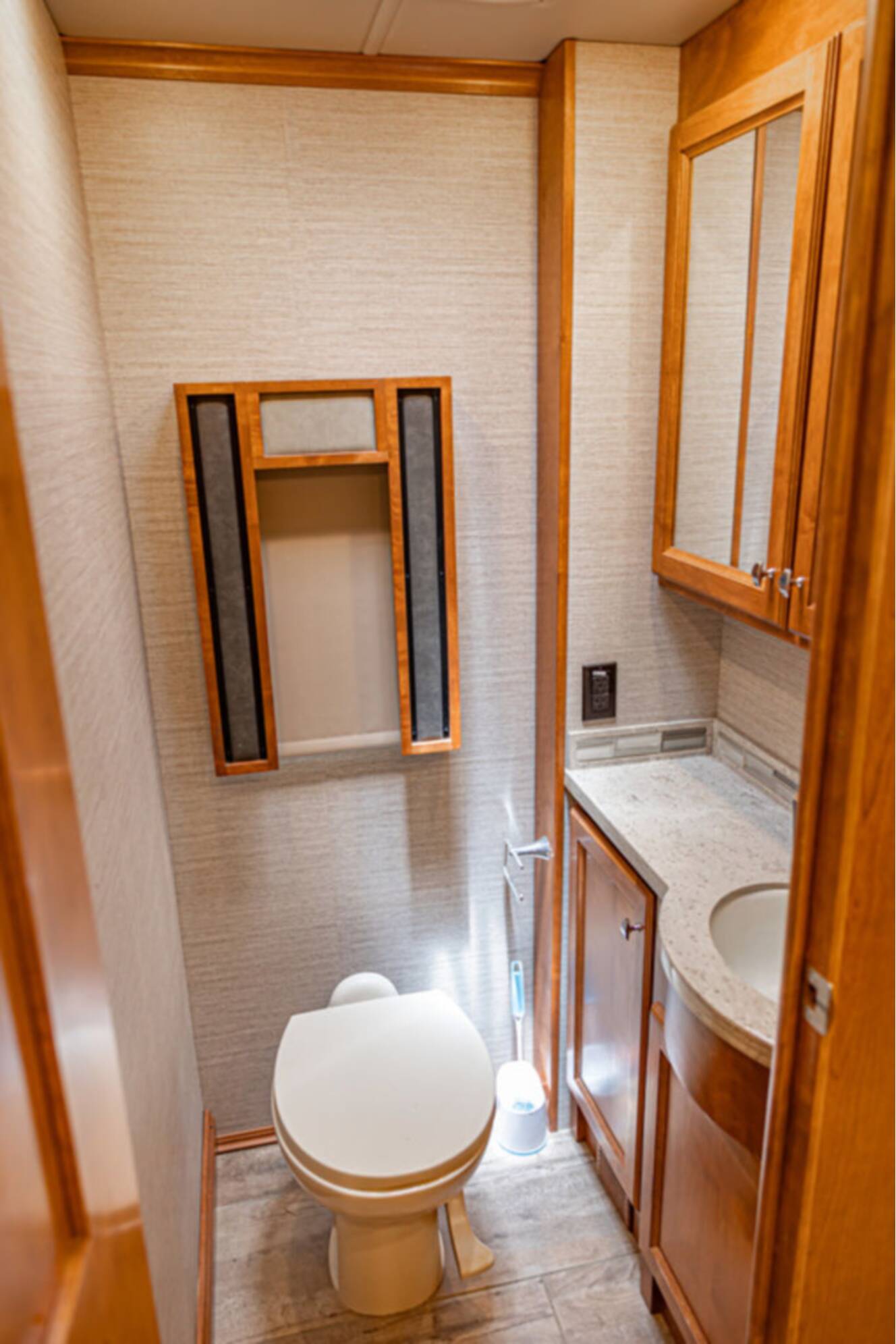 A photo of this 2020 Tiffin Motorhomes Allegro Red 38KA