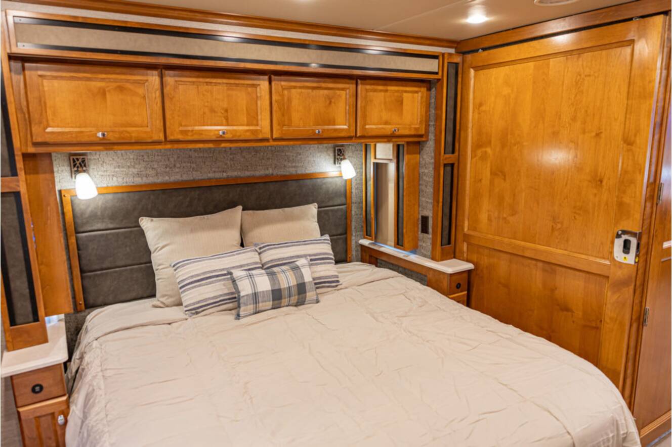 A photo of this 2020 Tiffin Motorhomes Allegro Red 38KA