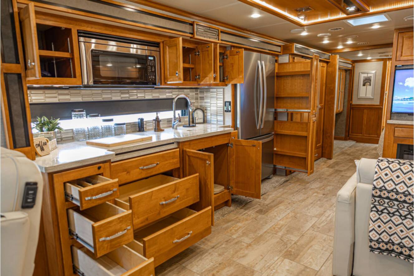 A photo of this 2020 Tiffin Motorhomes Allegro Red 38KA