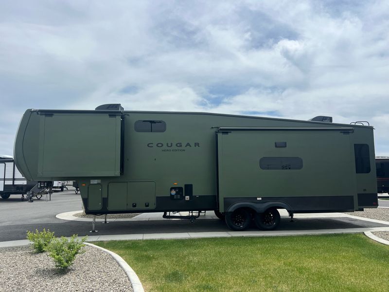 2025 Keystone Cougar 316RLS in billings MT