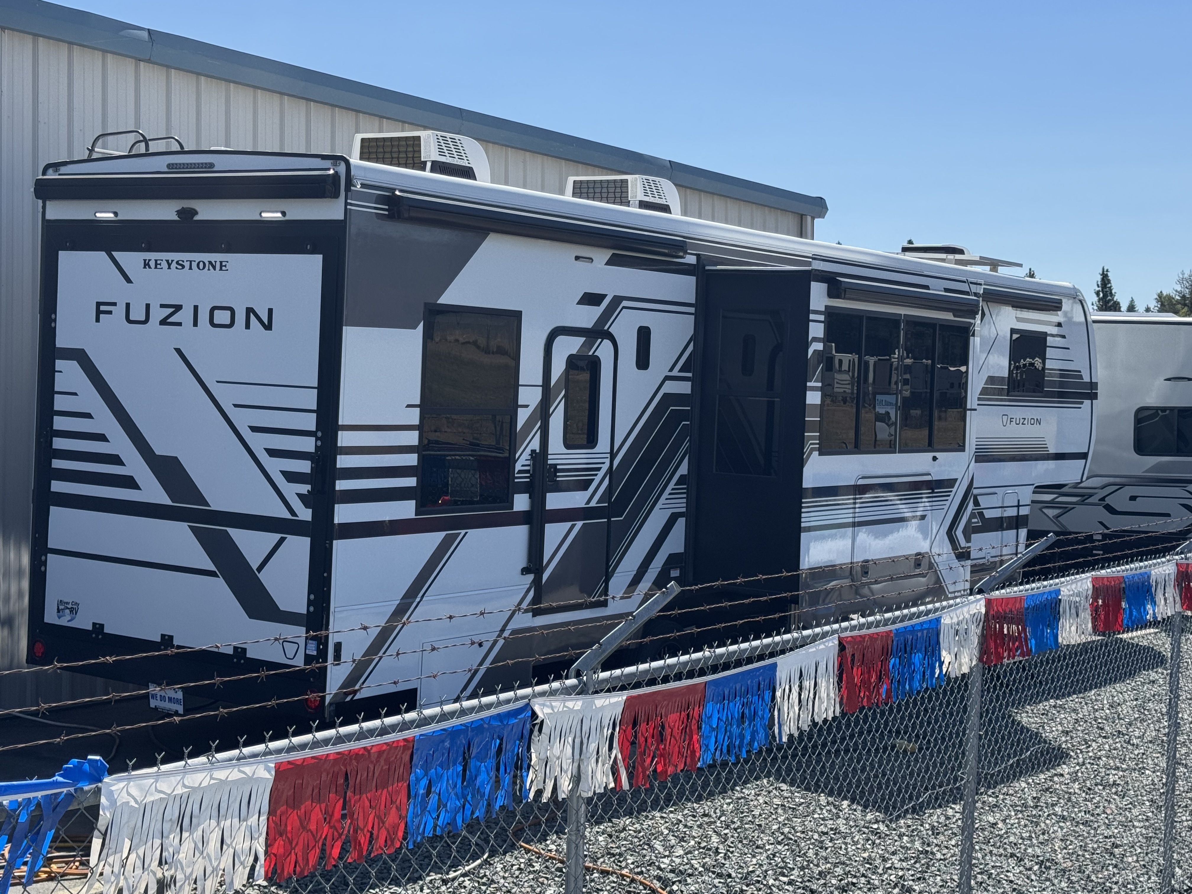 2026 Keystone Rv Fuzion 373 in grants pass OR