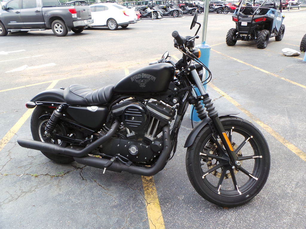 2017 Harley-Davidson® XL883N - Iron 883 IRON in Tuscaloosa, AL