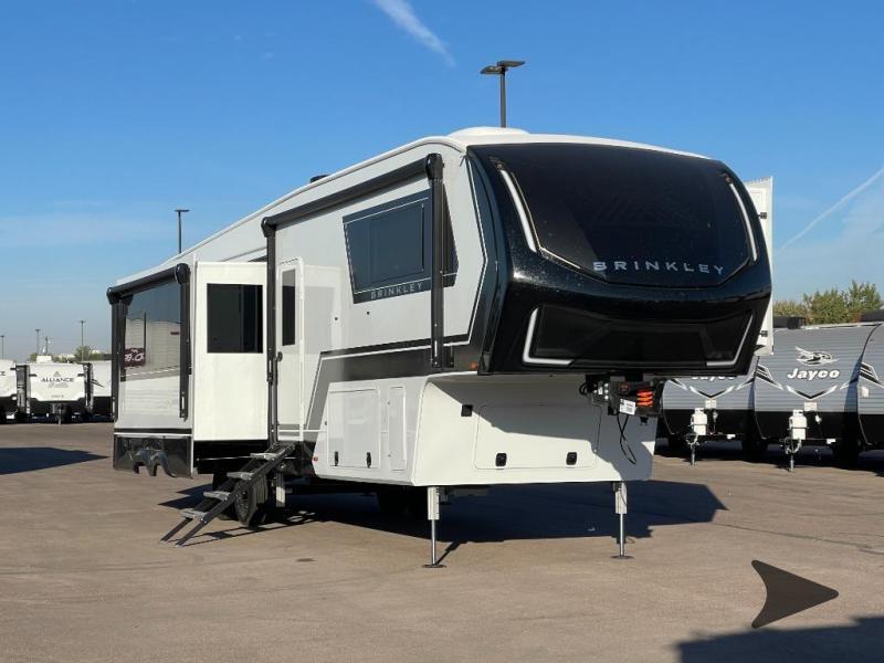 2026 Brinkley Model Z 3515 in meridian ID