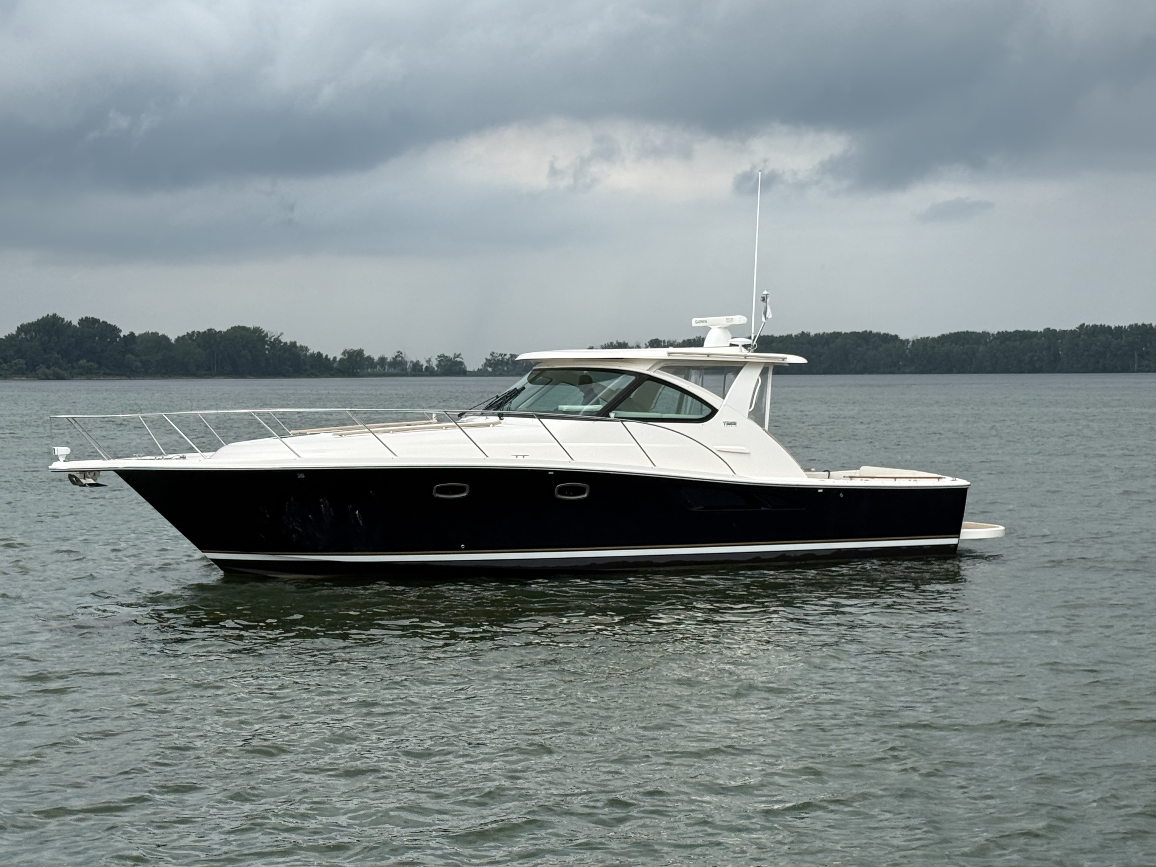 2016 Tiara Yachts 39 CORONET in marblehead OH