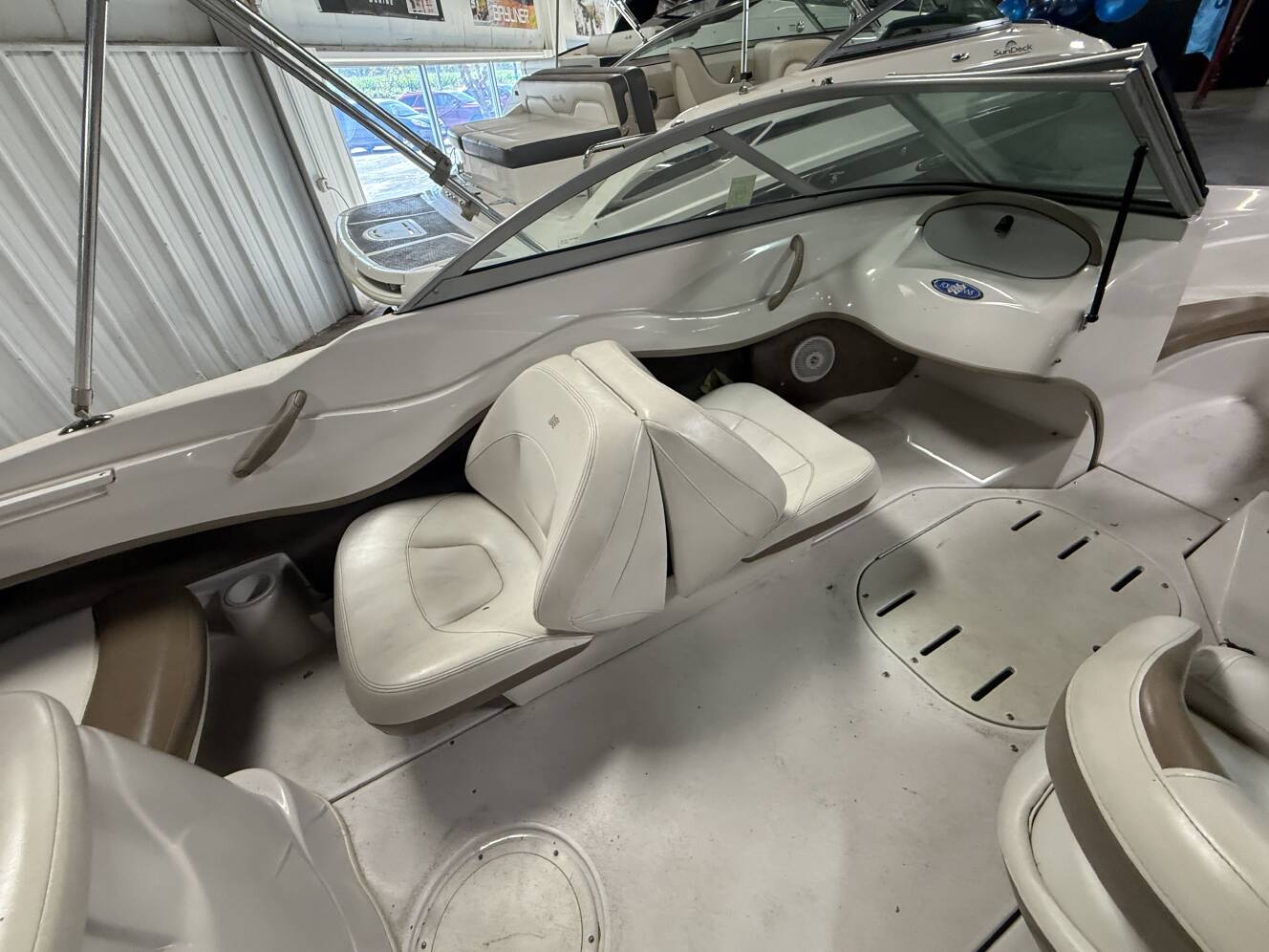 A photo of this 2007 Four Winns 180 HORIZON