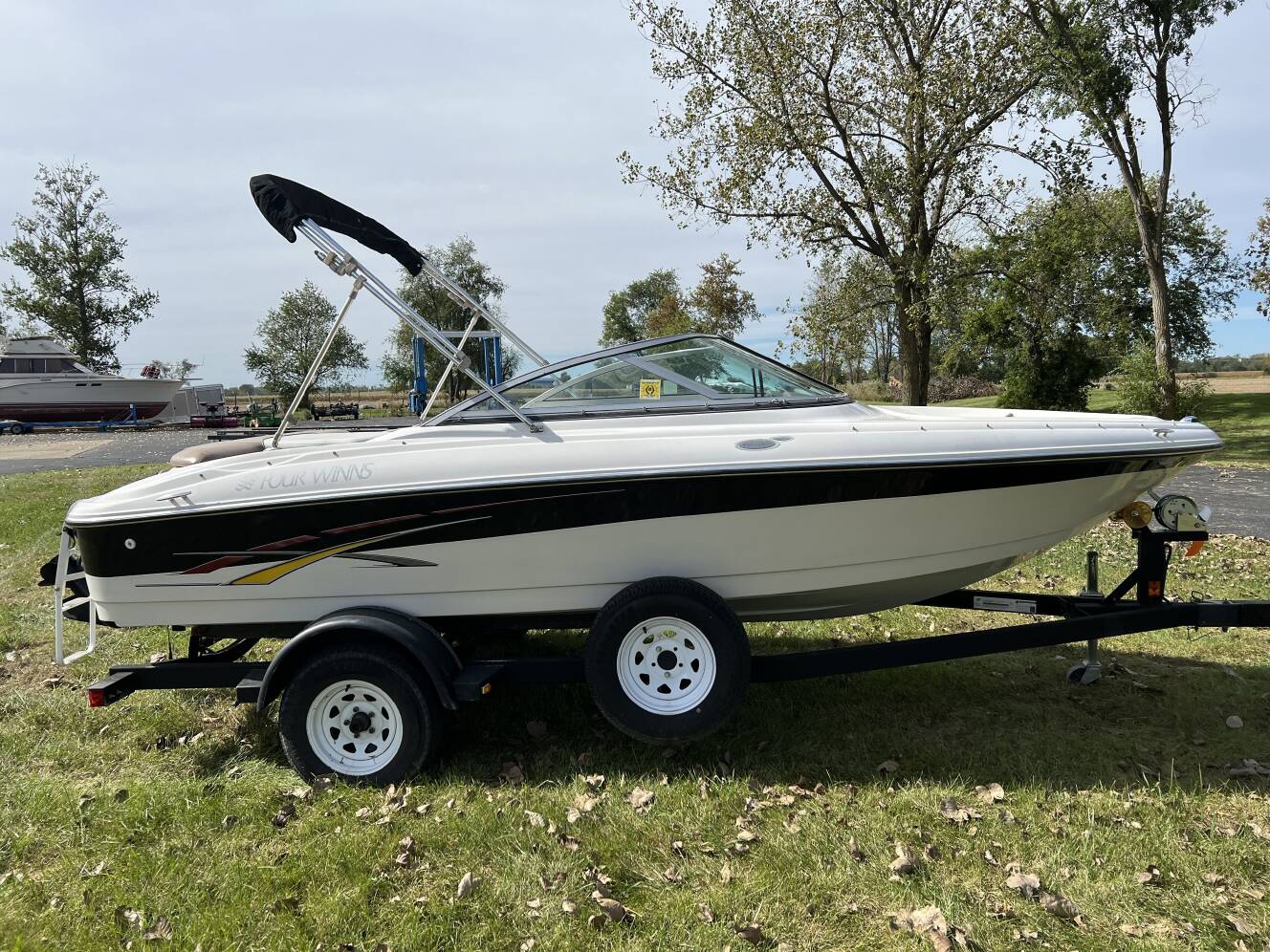 A photo of this 2007 Four Winns 180 HORIZON